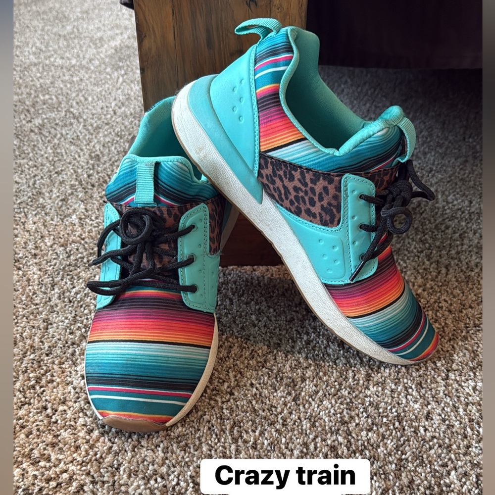 Crazy Train Ladies Tennie Shoes